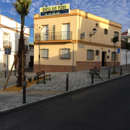 Hostal San Pedro Sanlucar la Mayor Ngoại thất bức ảnh