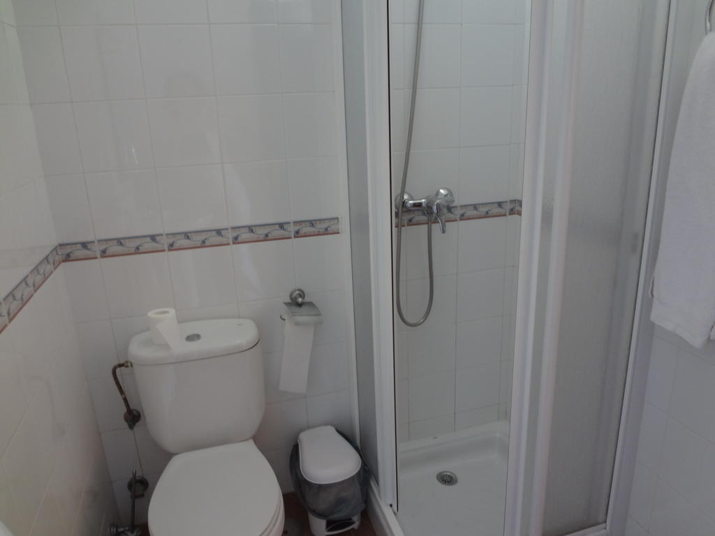 Hostal San Pedro Sanlucar la Mayor Phòng bức ảnh