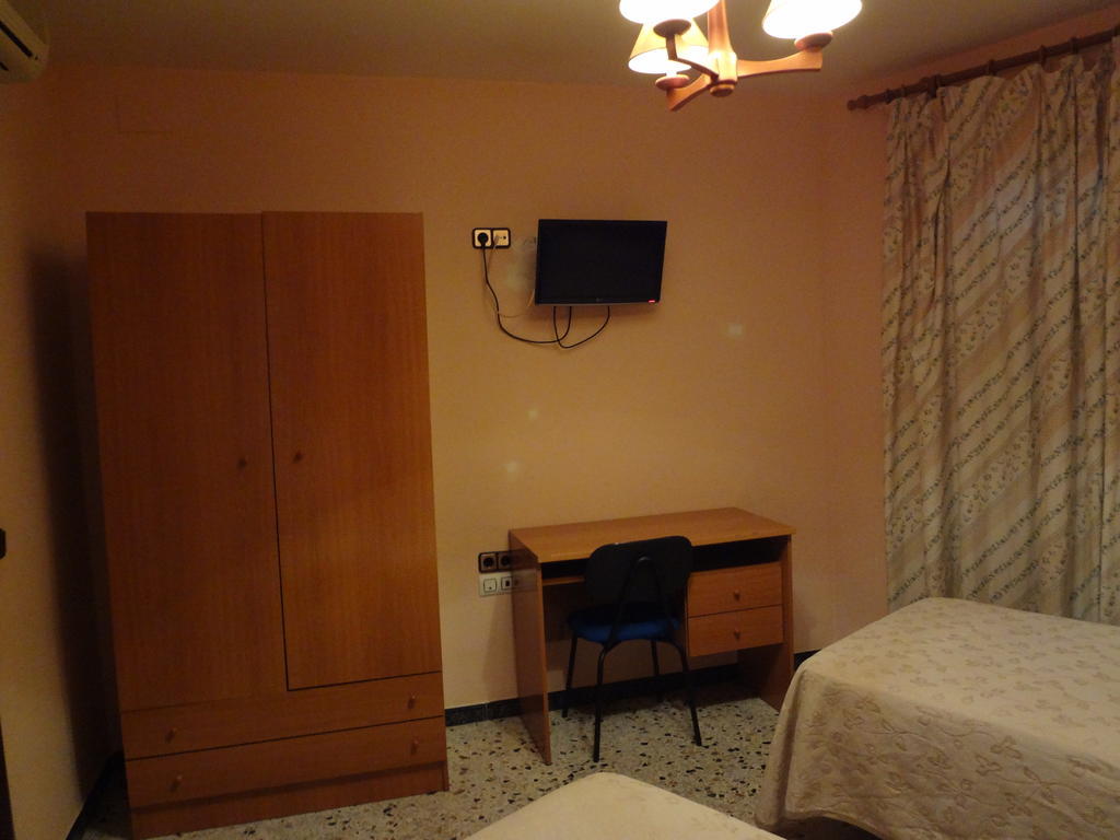 Hostal San Pedro Sanlucar la Mayor Phòng bức ảnh