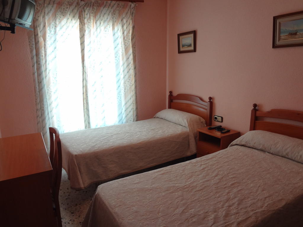 Hostal San Pedro Sanlucar la Mayor Phòng bức ảnh