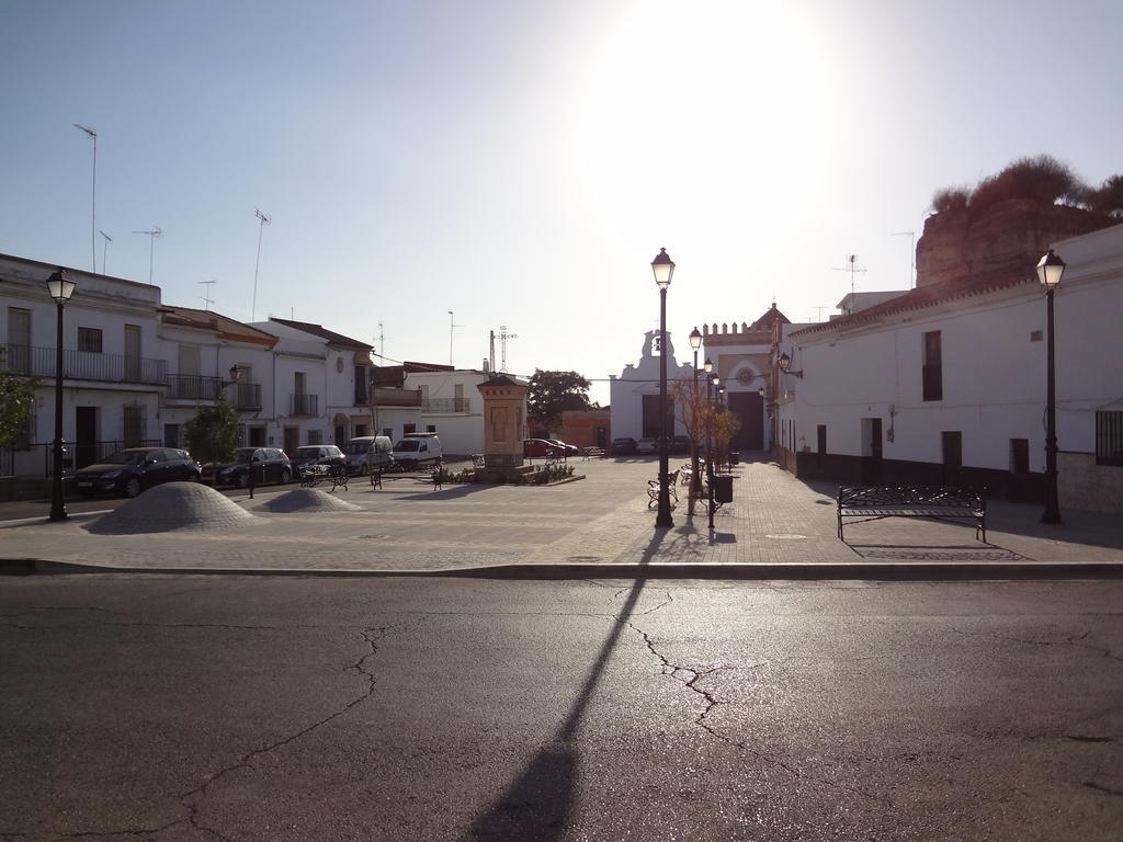 Hostal San Pedro Sanlucar la Mayor Ngoại thất bức ảnh