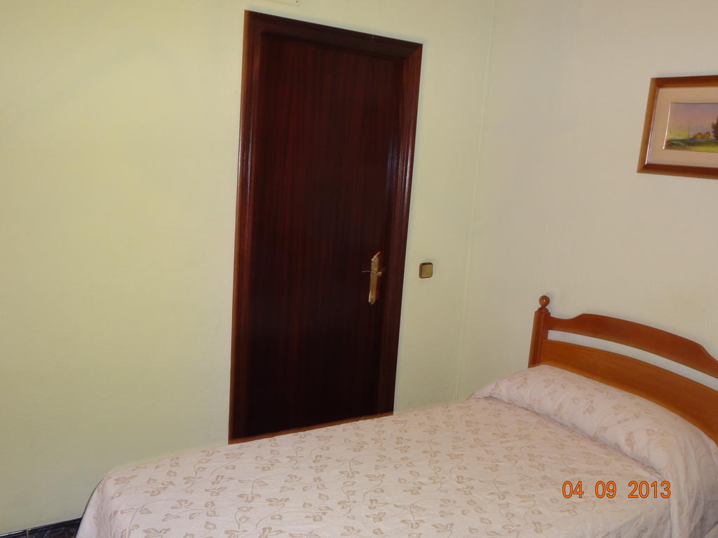 Hostal San Pedro Sanlucar la Mayor Ngoại thất bức ảnh